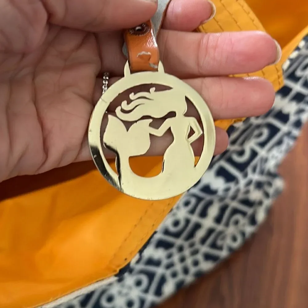 Spartina 449  Large blue and yellow gold tote with matching velvet pouch